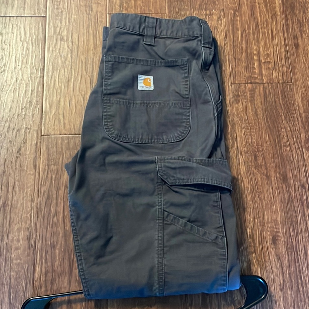 Carhartt relaxed fit 33/32